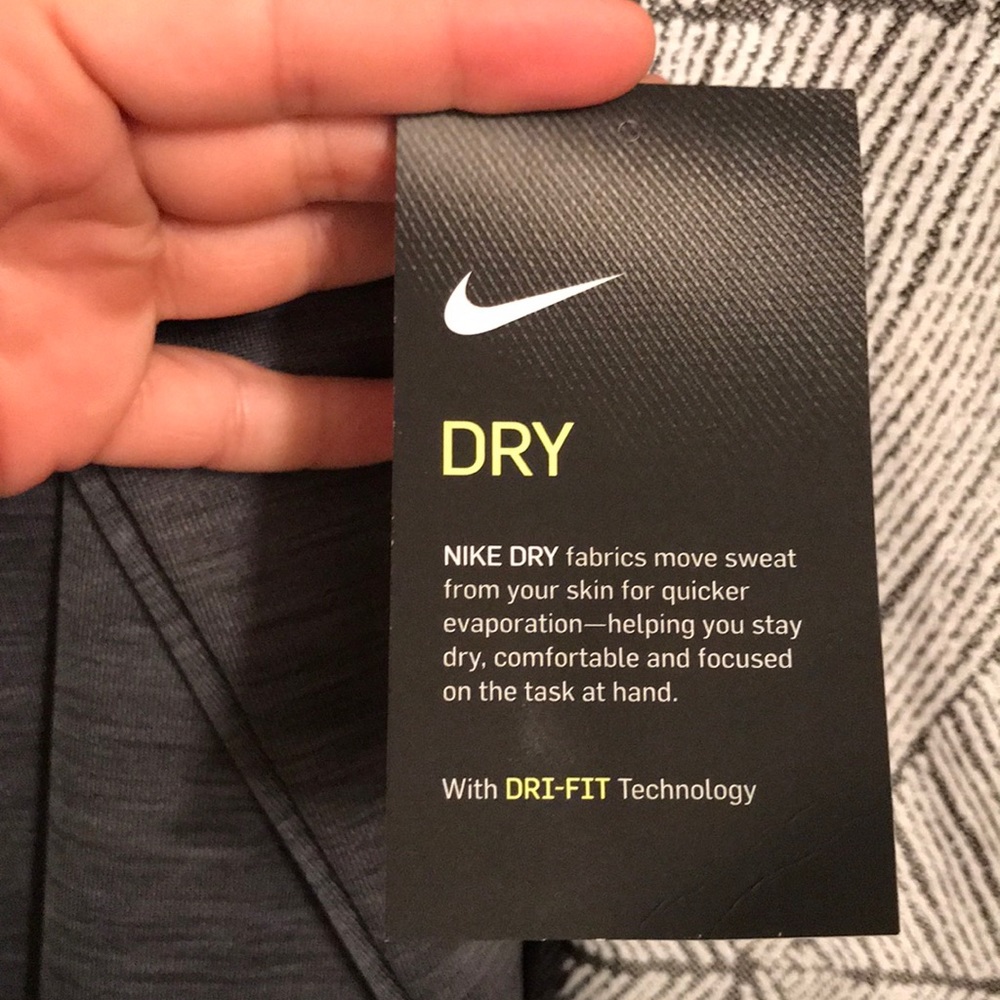 Nike pullover jacket - Picture 3 of 4